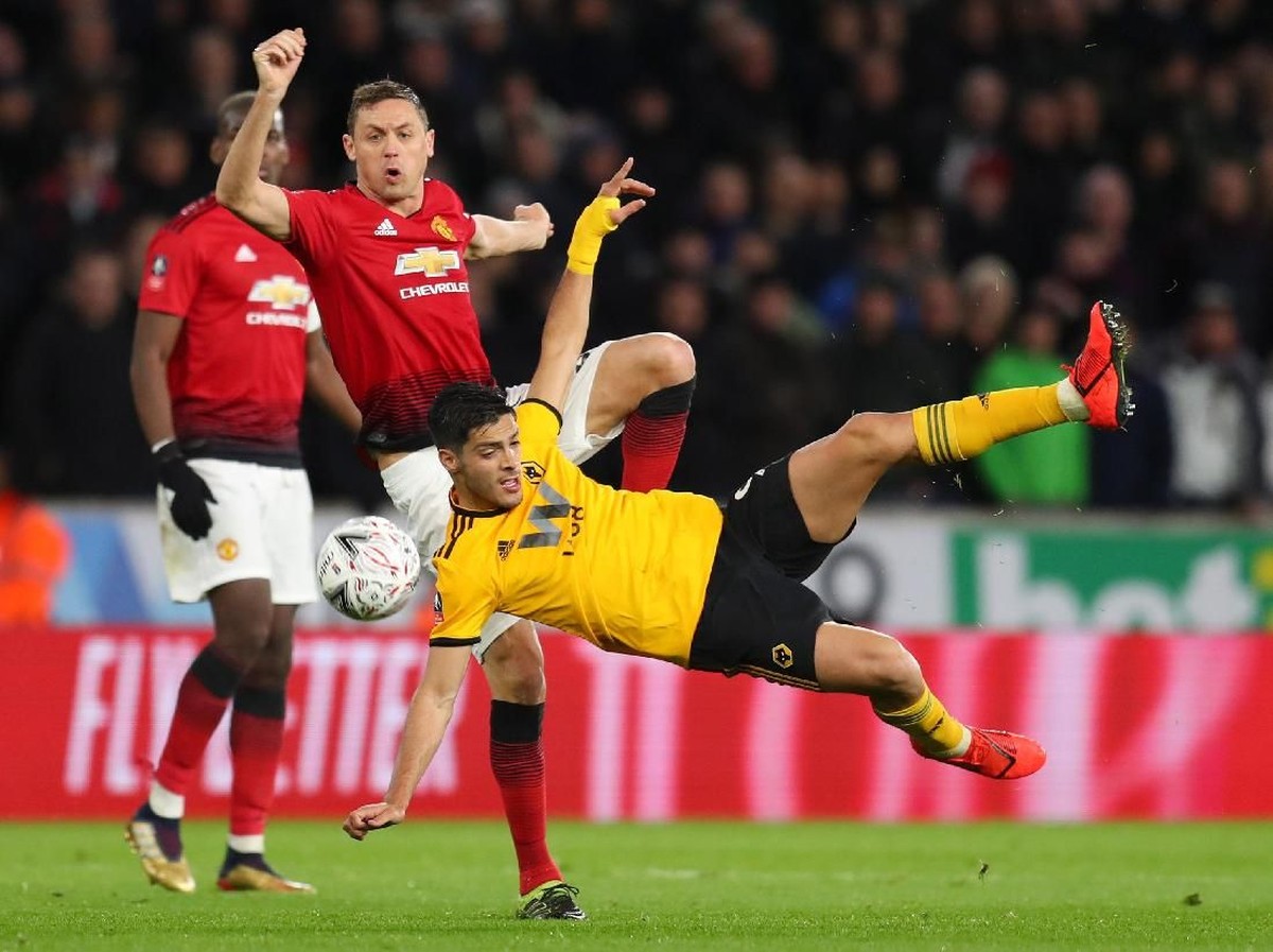 Manchester United dituntut tampil lebih bagus di kandang Wolverhampton Wanderers. (Foto: Catherine Ivill/Getty Images)