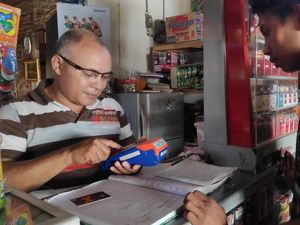 Nyambi Agen BRILink, Pemilik Toko Kelontong Raup Rp 18 Juta/Bulan Nyambi Agen BRILink, Pemilik Toko Kelontong Raup Rp 18 Juta/Bulan