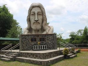 Taman Doa Pajangan, Destinasi Wisata Religi di Yogyakarta