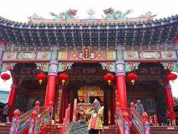 Foto Vihara Instagramable di Singkawang