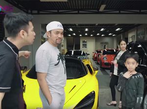 Parkir Ferrari Cs di Gang, Crazy Rich Tanjung Priok Taat Pajak
