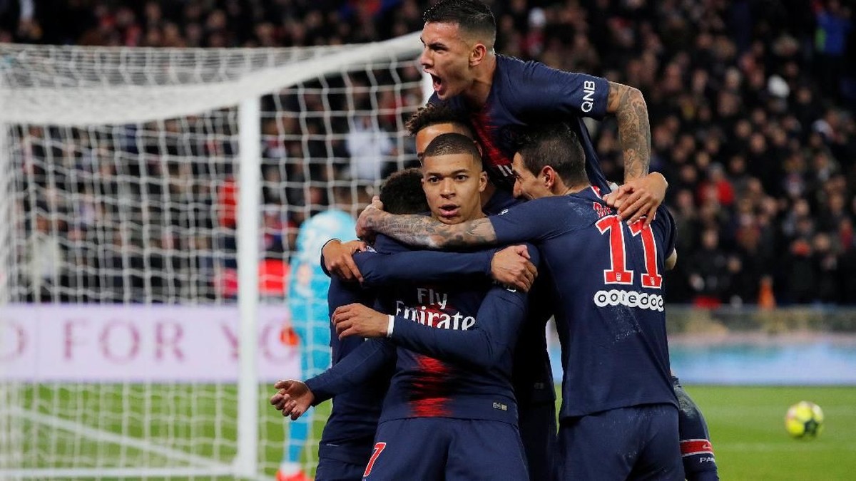 Kylian Mbappe adalah bintang terbesar Paris Saint Germain saat ini (REUTERS/Philippe Wojazer)
