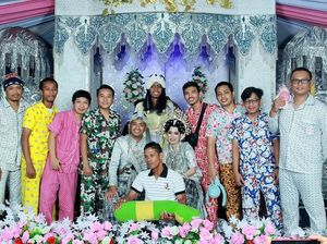 Foto Baju Tamu Kondangan Anti-mainstream, Bikin Ketawa Sampai Viral Dihujat Foto Baju Tamu Kondangan Anti-mainstream, Bikin Ketawa Sampai Viral Dihujat