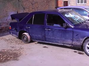 Ban Mercedes-Benz Diganti 25.000 Karet Gelang, Bisa Jalan?