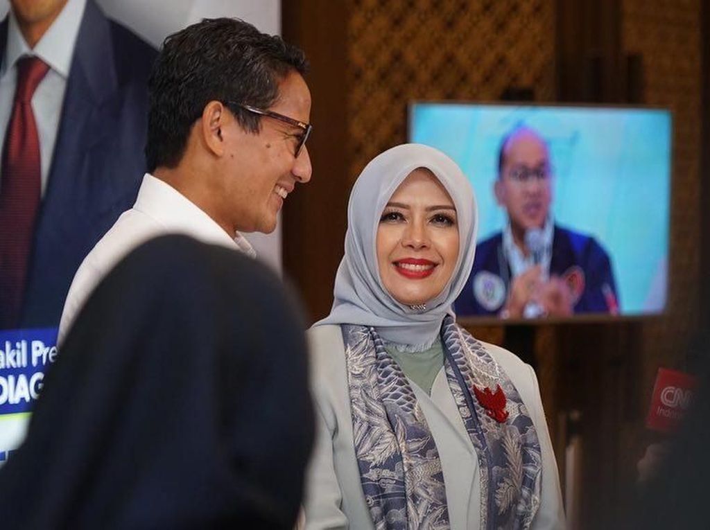 Ditanya Persiapan Baju Lebaran, Ini Jawaban Mpok Nur Istri Sandiaga Uno Ditanya Persiapan Baju Lebaran, Ini Jawaban Mpok Nur Istri Sandiaga Uno