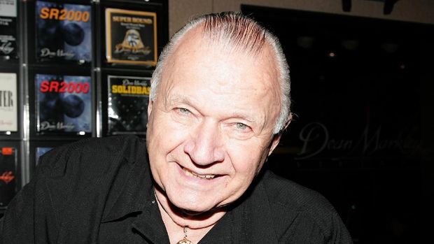 Legenda Surf Rock Dick Dale Meninggal Dunia