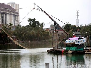 Melihat Aktivitas Warga di Setu Rawa Besar