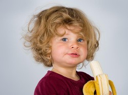 Makan Pisang Bisa Bantu Anak Tidur Lebih Nyenyak?