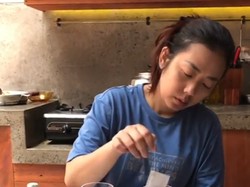 Kocak! Begini Jadinya Kalau Soimah Goreng Telur dan Bikin Teh