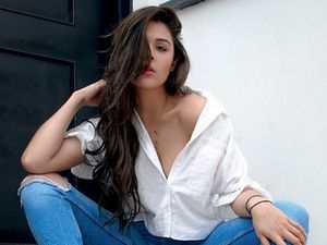 Liburannya Model Seksi yang Dikirimi Pesan Nakal Cristiano Ronaldo Liburannya Model Seksi yang Dikirimi Pesan Nakal Cristiano Ronaldo