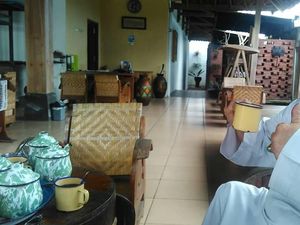 Kulineran Ustaz Tengku Zulkarnain yang Sempat Sebut Pemerintah Legalkan Zina