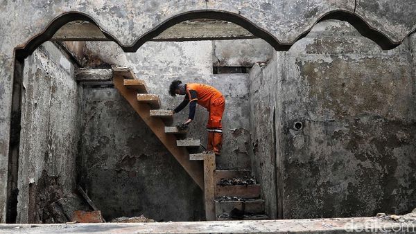 Potret Pemukiman Warga Krukut yang Hangus Dilalap Api