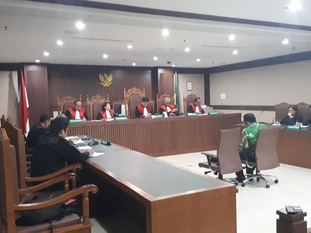Terbukti Korupsi, Eks Manajer Merger Pertamina Divonis 8 Tahun Bui Terbukti Korupsi, Eks Manajer Merger Pertamina Divonis 8 Tahun Bui