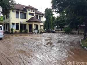 2 Orang Hilang Akibat Longsor di Bantul