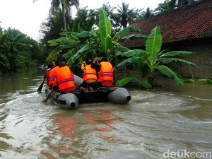 1.568 Jiwa Mengungsi Akibat Banjir di Purworejo Pagi Ini