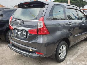 Punya Budget Terbatas, Pilih LCGC atau Low MPV Bekas? Punya Budget Terbatas, Pilih LCGC atau Low MPV Bekas?