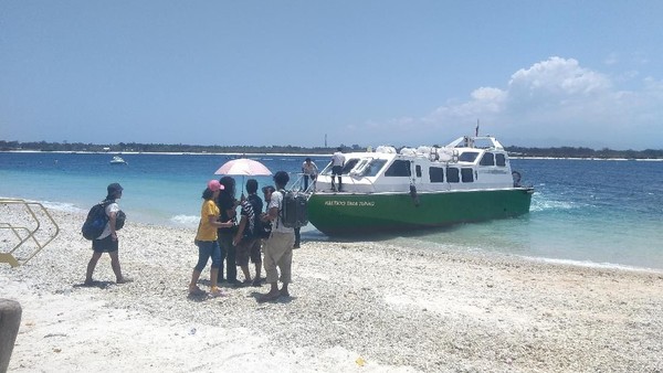 Wisata Air Terjun Ditutup Pasca Gempa Lombok Gili Trawangan