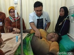 Sesak Napas Diduga Karena Obesitas, Perempuan Ini Dilarikan ke RS