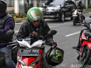 Viral, Polisi Nyamar Jadi Driver Ojol Berhentikan Pemotor