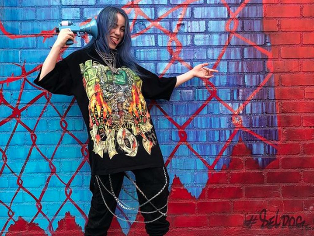 Minta Fans Berhenti Pegang Payudara, Siapa Billie Eilish? Minta Fans Berhenti Pegang Payudara, Siapa Billie Eilish?