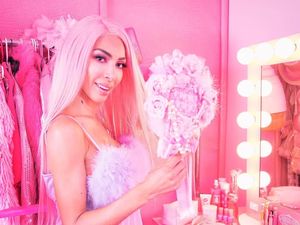 Foto Terlalu Seksi, Bintang Reality Show Ini Diejek Mirip Transgender Foto Terlalu Seksi, Bintang Reality Show Ini Diejek Mirip Transgender