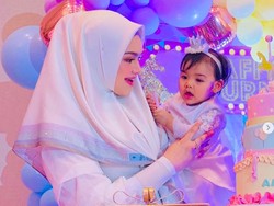 Untaian Doa Manis Siti Nurhaliza di Ultah Pertama Putrinya
