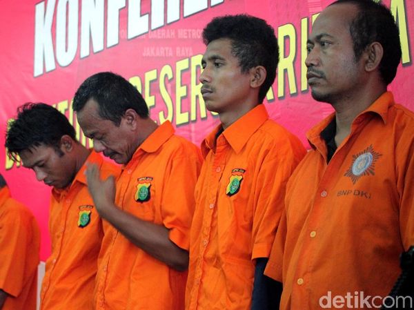 Tampang 5 Tersangka Pembajak Mobil Tangki Pertamina