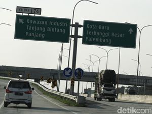 Menjajal Tol Bakauheni-Terbanggi Besar Gerbangnya Sumatera Menjajal Tol Bakauheni-Terbanggi Besar Gerbangnya Sumatera