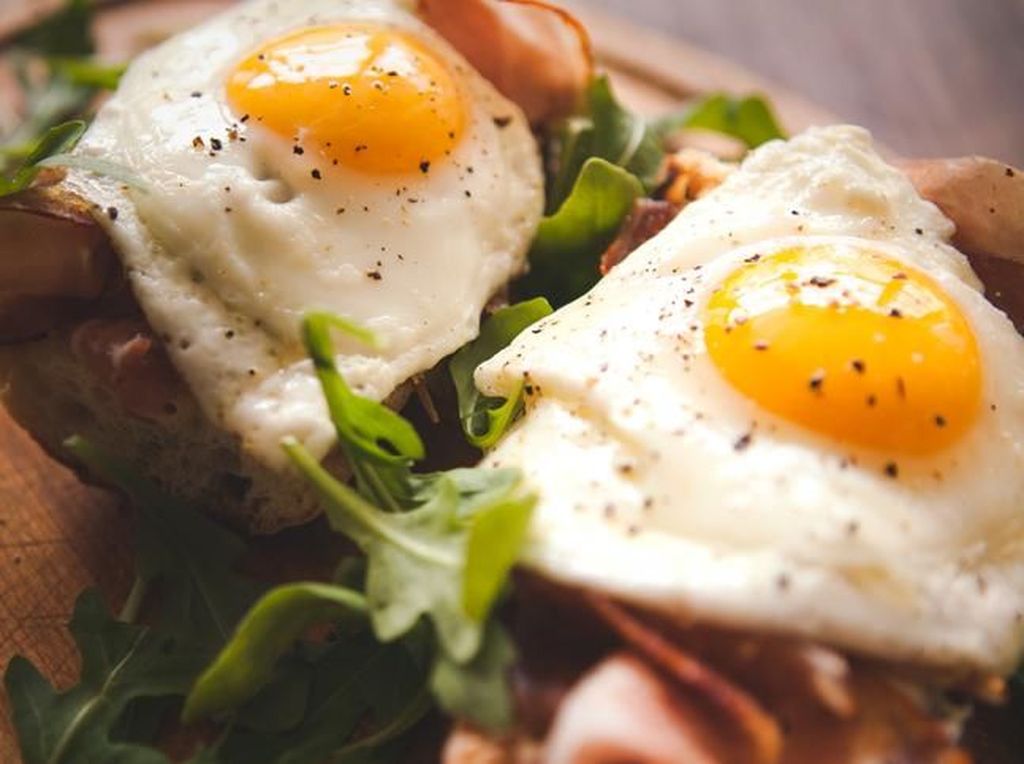 Apa Benar Makan Telur Bisa Sebabkan  Kolesterol Darah Naik?