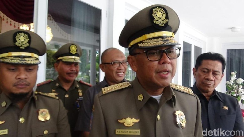 Anak Sapi Berkepala Dua Hebohkan Warga Bone Sulsel