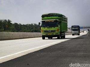 Tol Bakter Disebut Lancarkan Arus Logistik, Begini Kata Sopir Truk Tol Bakter Disebut Lancarkan Arus Logistik, Begini Kata Sopir Truk