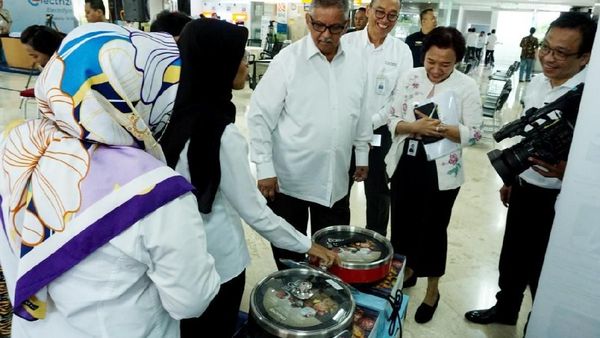 PLN Ajak Masyarakat Gunakan Kompor Induksi