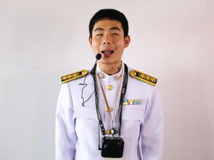 Drama Guru Buta dari Thailand Pergi Traveling