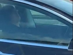 Waduh, Sopir Ini Tidur Saat Melaju 120 Km/jam