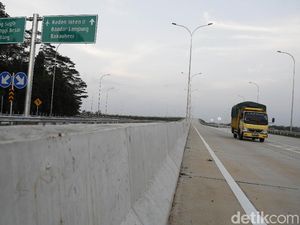 Melihat Desain Tol Bakter yang Ciamik Lewat Mata Langit Melihat Desain Tol Bakter yang Ciamik Lewat Mata Langit