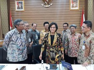 Naik 8%, Penerimaan Negara Capai Rp 217 Triliun Naik 8%, Penerimaan Negara Capai Rp 217 Triliun