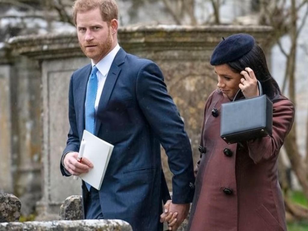 Kanada Jadi Tempat Meghan Markle dan Pangeran Harry Hindari Paparazi Kanada Jadi Tempat Meghan Markle dan Pangeran Harry Hindari Paparazi