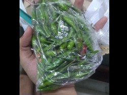 Beli Nasi Goreng Via Ojol, Pembeli Ini Dapat Bonus Sekantong Cabai