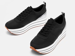 Tak Harus Pakai High Heels, 5 Sneakers Keren Ini Bisa Bikin Kamu Lebih Tinggi