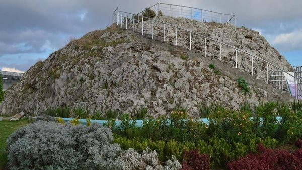 Foto: Gunung Berapi Paling Kecil di Dunia