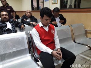 Kandas Kasasi Harris Pembunuh Sekeluarga Bekasi untuk Lolos Vonis Mati Kandas Kasasi Harris Pembunuh Sekeluarga Bekasi untuk Lolos Vonis Mati