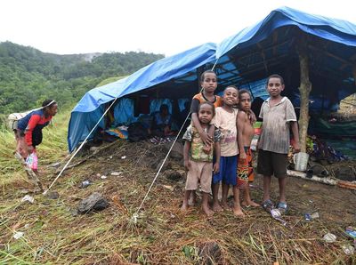 Potret Pengungsi Banjir Bandang Sentani di Bukit Harapan