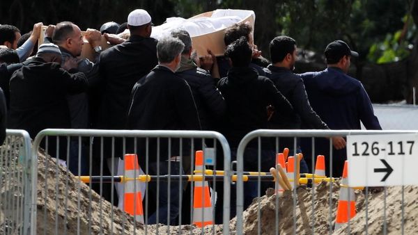 Korban Penembakan di Masjid Christchurch Dimakamkan