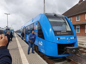 PT. KAI Siap Bawa Kereta Hidrogen Pertama di Dunia ke Indonesia