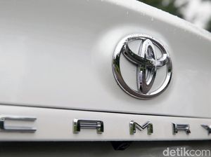 Rohadi PNS Tajir Punya 19 Mobil: 3 Camry, 3 Alphard, 3 Fortuner, 3 Pajero Rohadi PNS Tajir Punya 19 Mobil: 3 Camry, 3 Alphard, 3 Fortuner, 3 Pajero