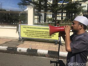 Alumni Ponpes Demo Desak Polisi Tuntaskan Kasus Santri Dikeroyok di Sumbar