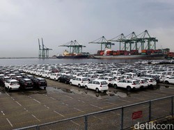 Ekonomi Global Gonjang-ganjing, Ekspor Toyota Tertekan