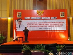 Di Depan Camat se-Indonesia, Sri Mulyani Bahas Dana Desa