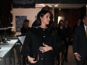 Meghan Markle Kunjungi Kedutaan New Zealand Setelah Aksi Teror Masjid Meghan Markle Kunjungi Kedutaan New Zealand Setelah Aksi Teror Masjid
