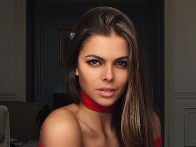Foto: Model Seksi Rusia yang Pernah Memikat Hati Pebalap Fernando Alonso